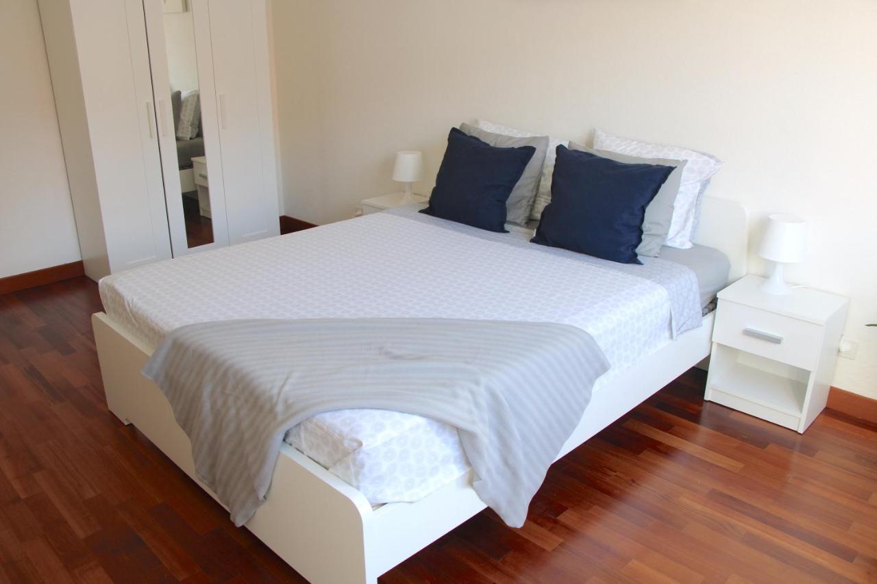 Cozy With Free Parking & Close To Appartement